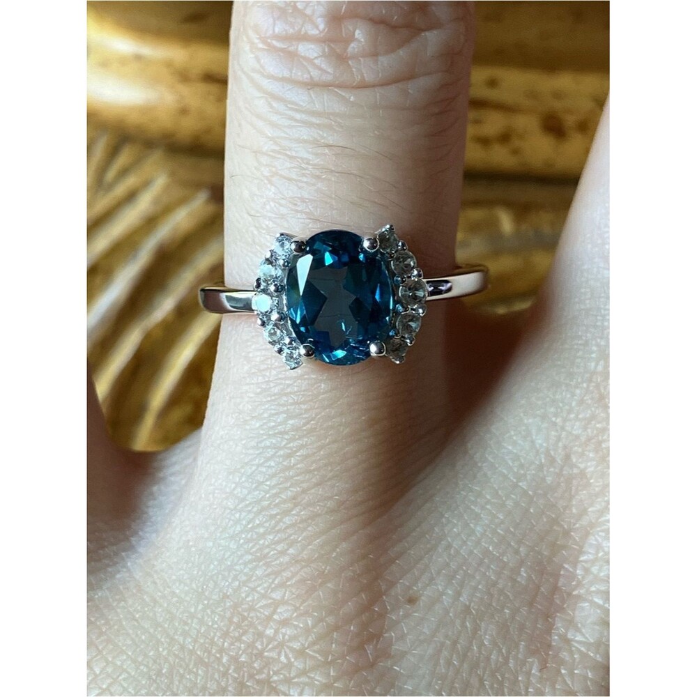 Genuine London Blue Topaz Sterling Silver Ring Size 6.75